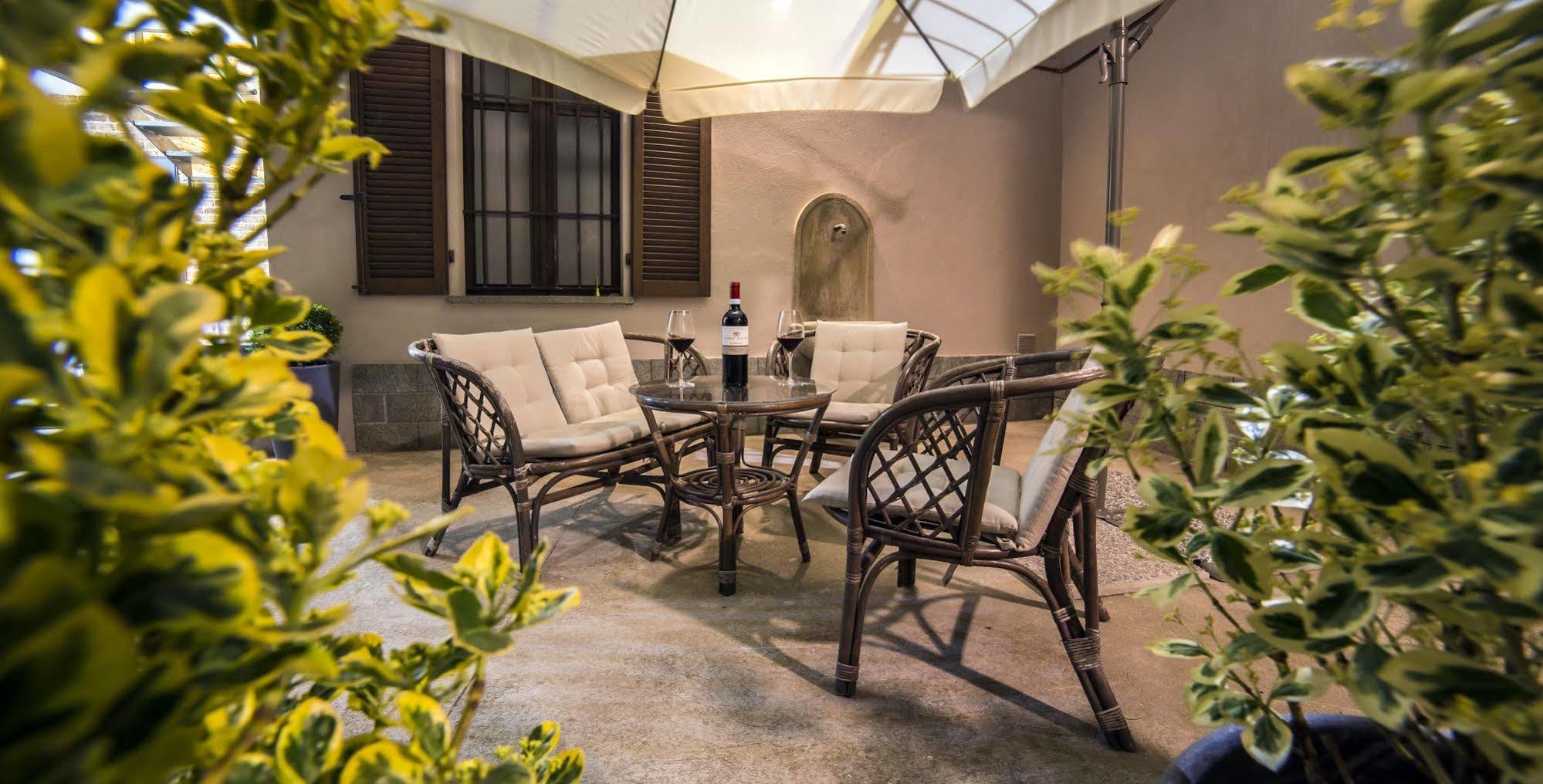 Hotel Casa Andrea La Morra Zewnętrze zdjęcie